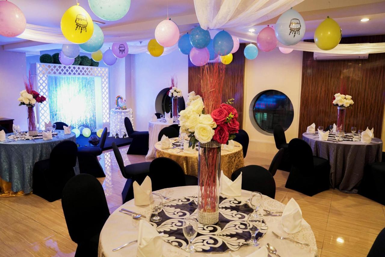 Berjaya Makati Hotel Makati City Ngoại thất bức ảnh
