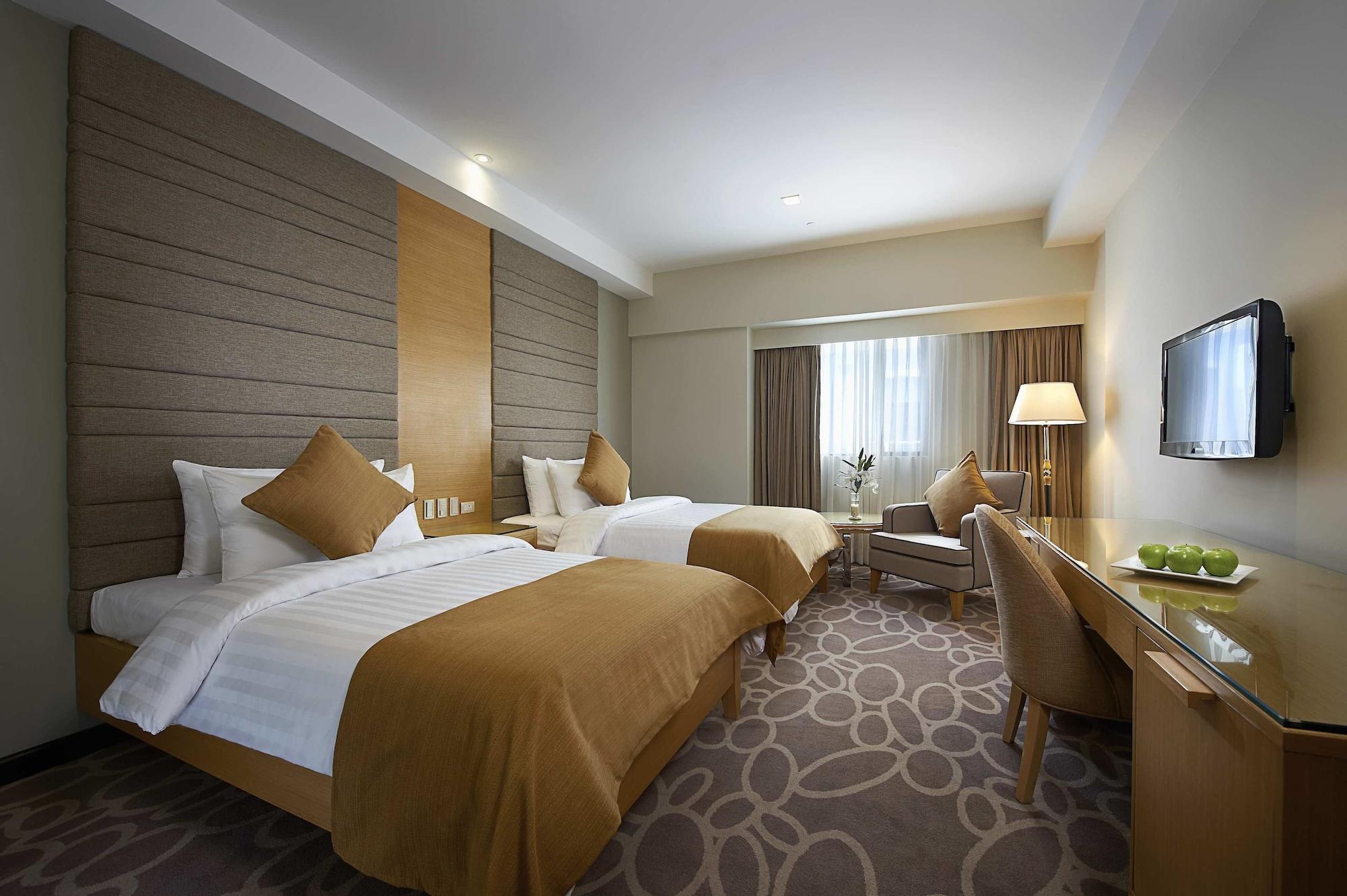 Berjaya Makati Hotel Makati City Ngoại thất bức ảnh