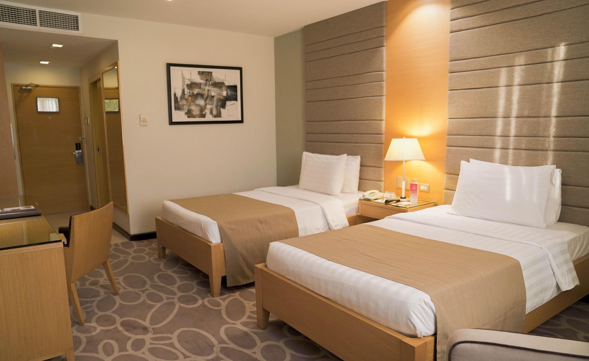 Berjaya Makati Hotel Makati City Ngoại thất bức ảnh