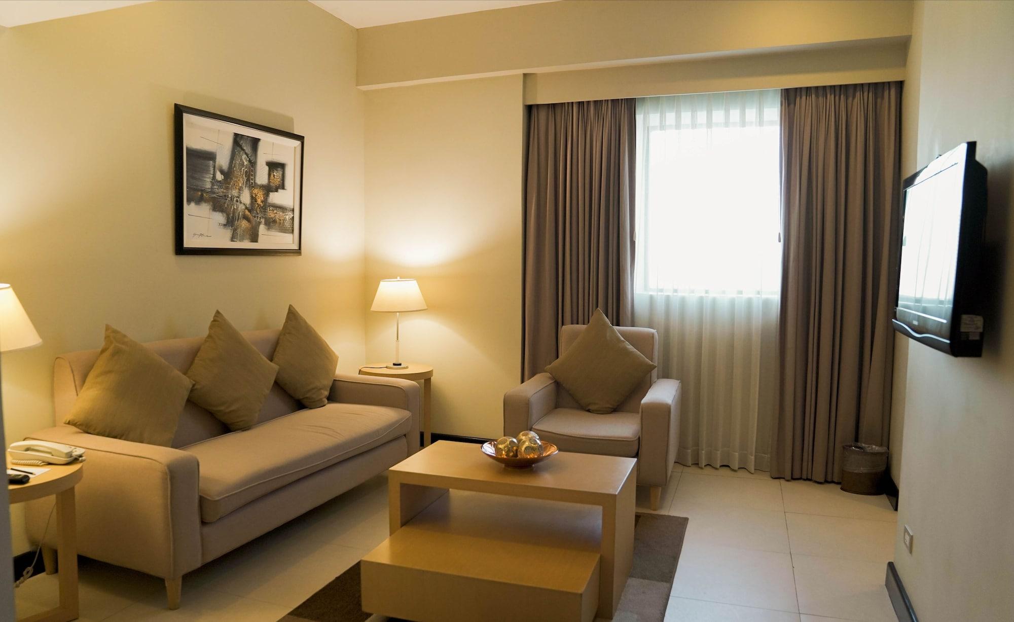 Berjaya Makati Hotel Makati City Ngoại thất bức ảnh
