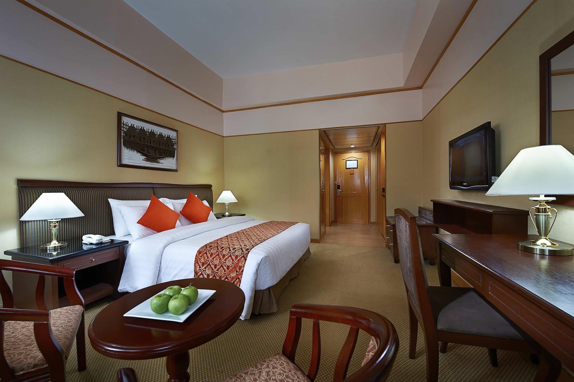 Berjaya Makati Hotel Makati City Ngoại thất bức ảnh