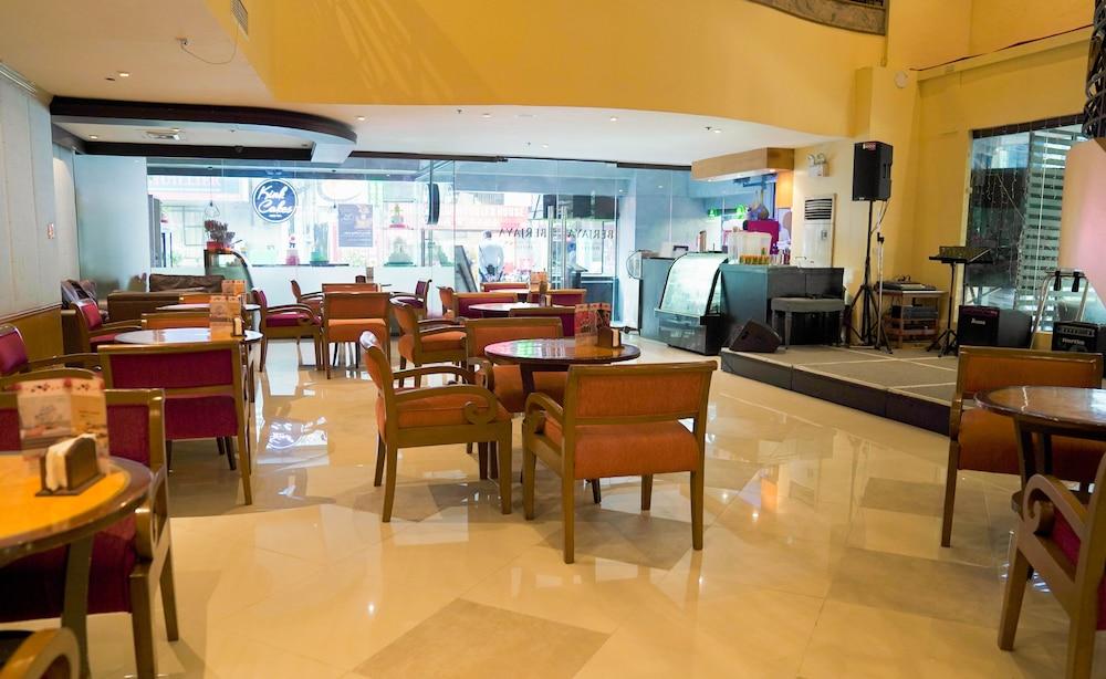 Berjaya Makati Hotel Makati City Ngoại thất bức ảnh