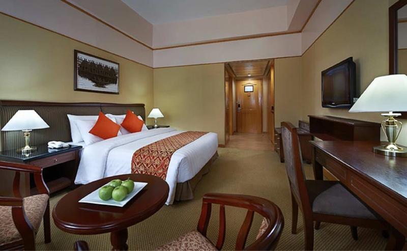 Berjaya Makati Hotel Makati City Ngoại thất bức ảnh
